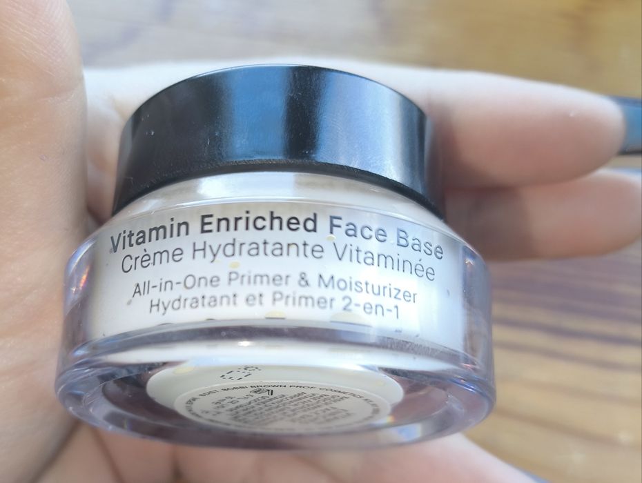Bobbi Brown Vitamin Enriched Face Base,база для макіяжу bobbi brown 15
