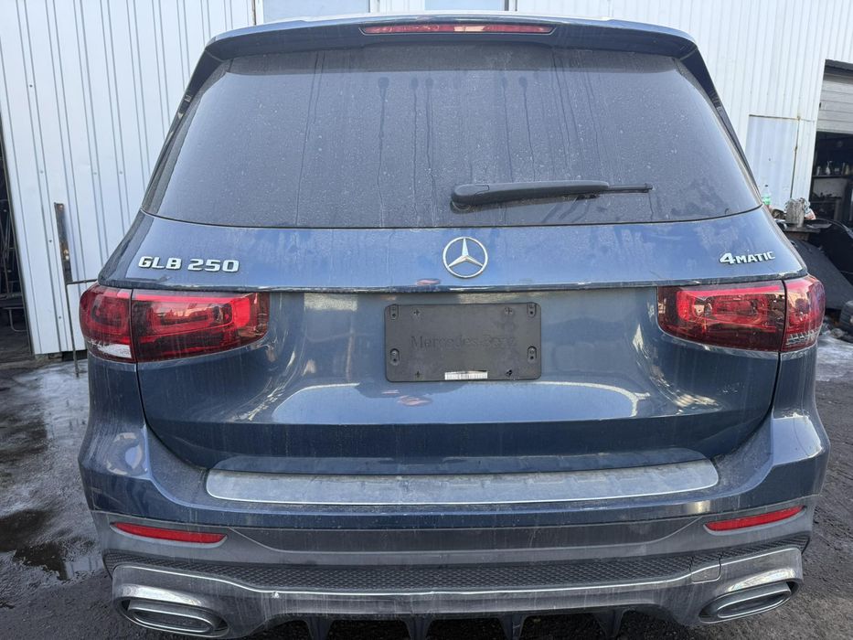 Розборка розбірка Mercedes Benz GLB 250 X247  капот бампер фари крило