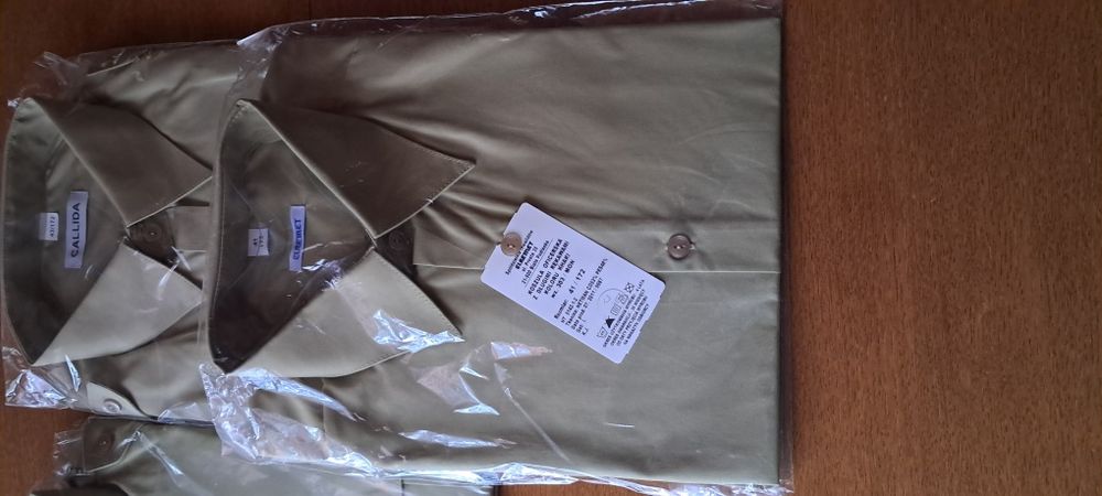 Koszule oficerskie biała i khaki