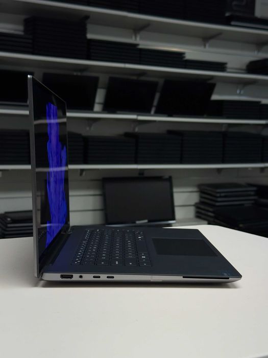 Dell Precision 5690 16" 4K+ OLED DOTYK | Core Ultra 7 165H | RTX 3500 Ada 12GB | 16GB RAM 1TB SSD | Laptop do grafiki CAD 3D | 3 LATA GWARANCJI