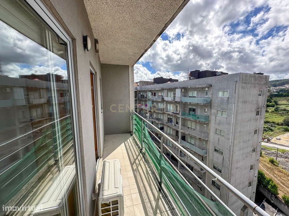 T2 ultimo piso junto ao centro- paredes