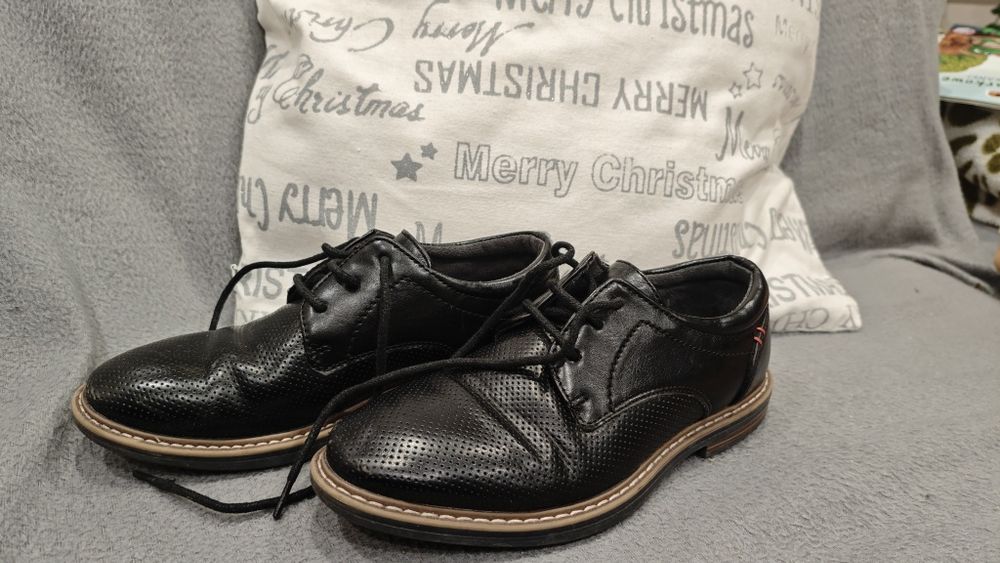 Buty buciki lakierki wizytowe eleganckie komunijne r 33