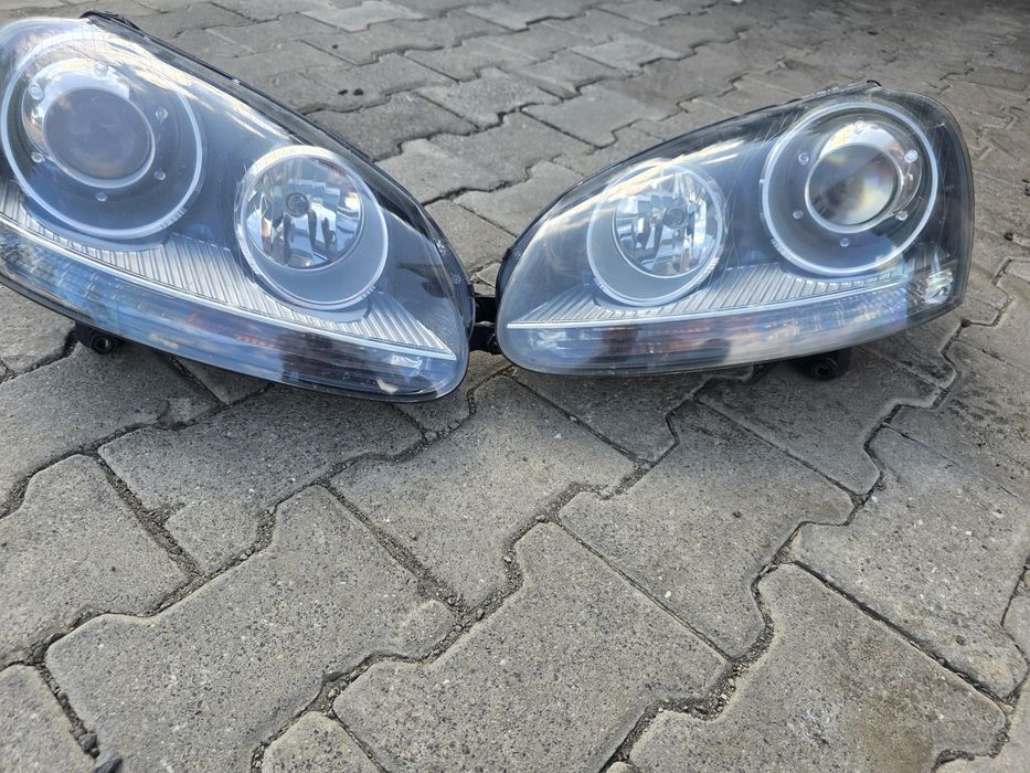 Vw golf 5  Lampy przod Xenon