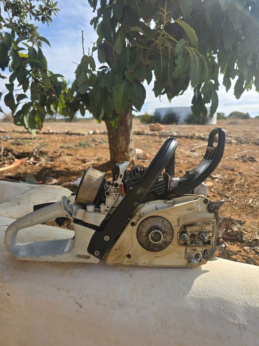 STIHL MS271 - Motosserra de gasolina -
