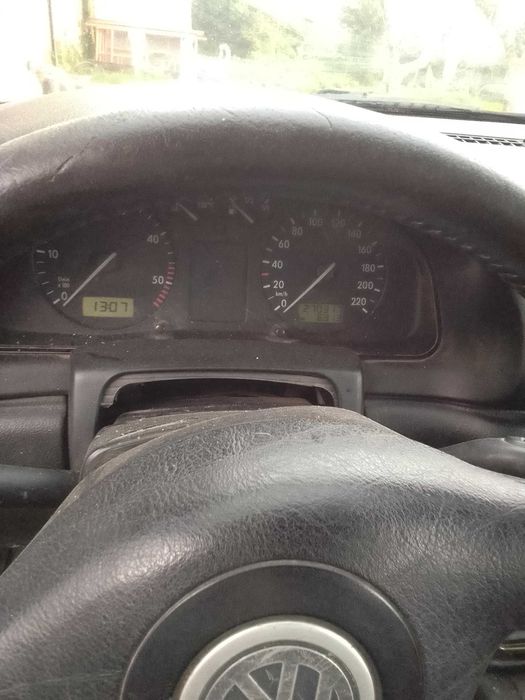 VW Passat – a andar – precisa de reparações na direção