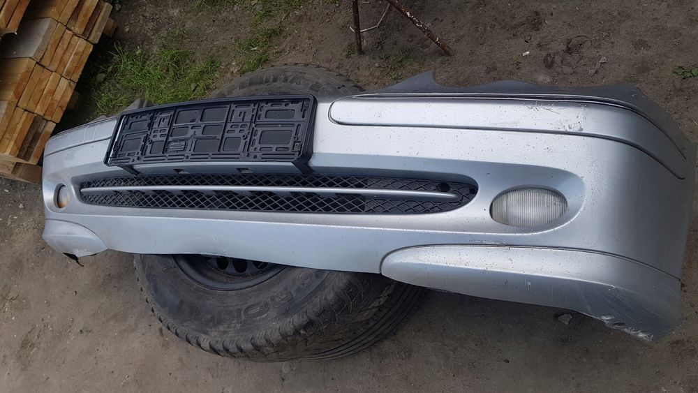 Mercedes W203 744 Zderzak Przód Halogeny Lift