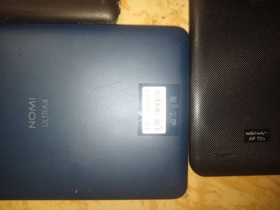 Продам лот планшетов