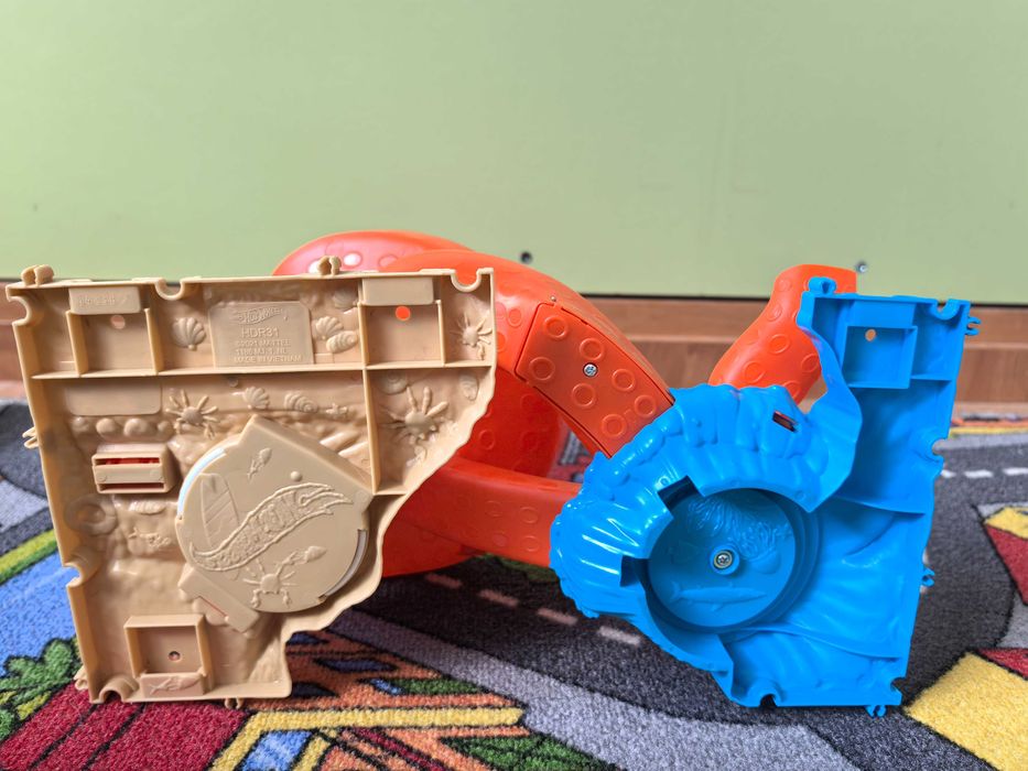 Hot Wheels Ośmiornica (Octo Attack) – używana, sprawna, stan dobry