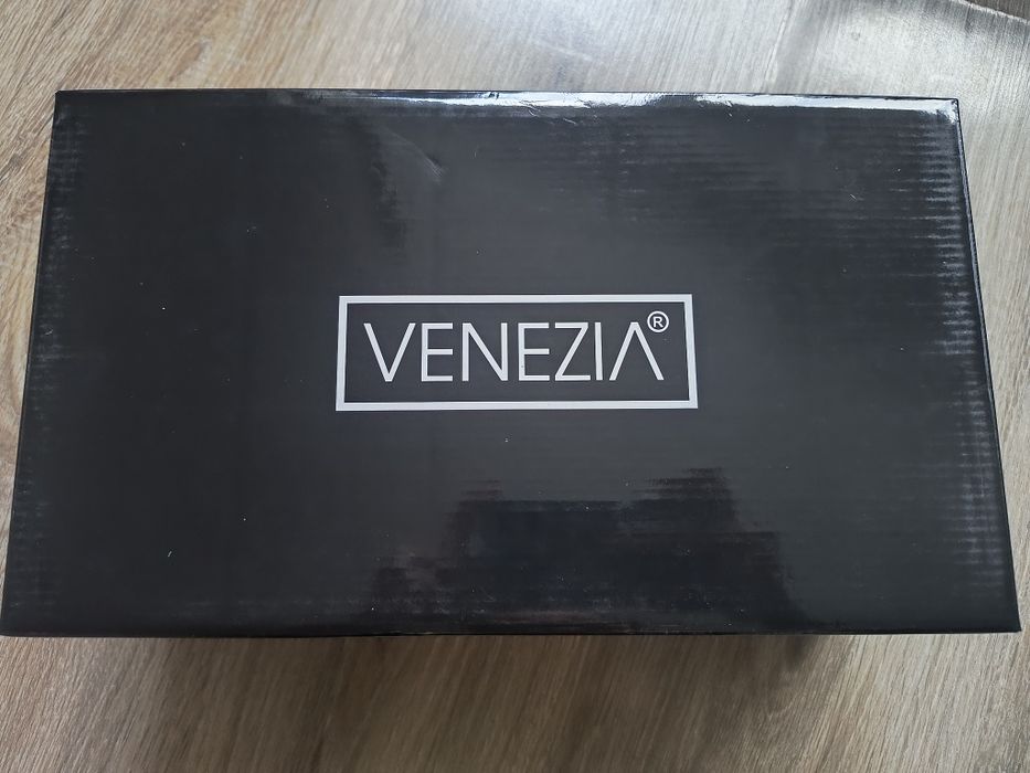 Zamszowe mokasyny Venezia