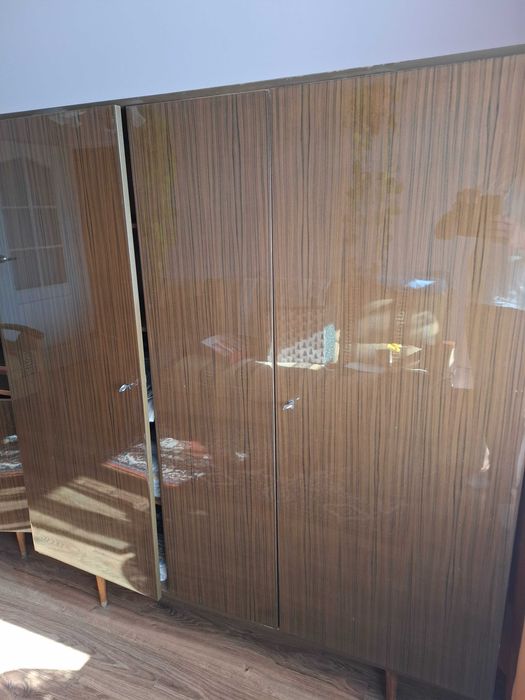 Szafa PRL wysoki połysk