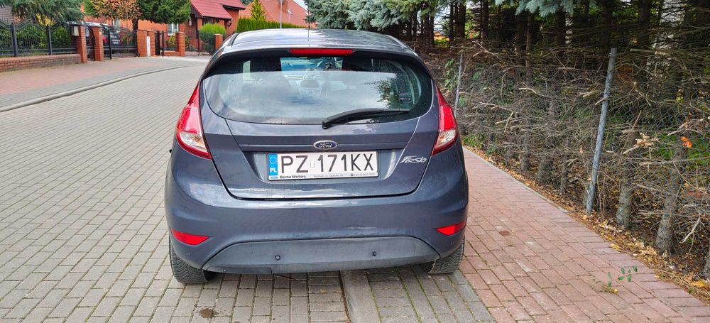 Ford Fiesta - mały przebieg.
