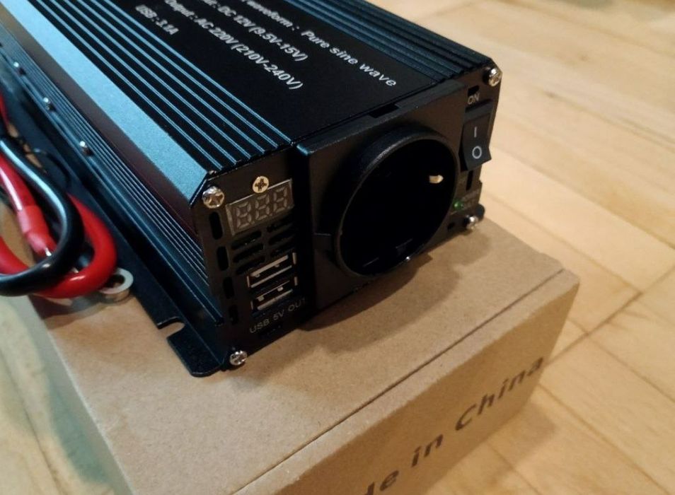 2600W Foval Чистый синус инвертор 12В - 220В Foval + USB