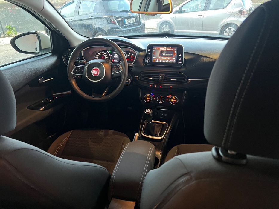 Fiat Tipo 1.3 M-Jet Lounge Tech