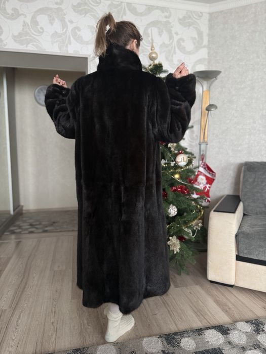 Норкова шуба б/у