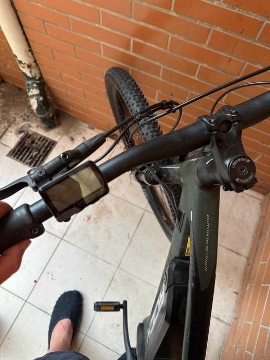 Bicicleta eléctrica Rock Machine STROM E90