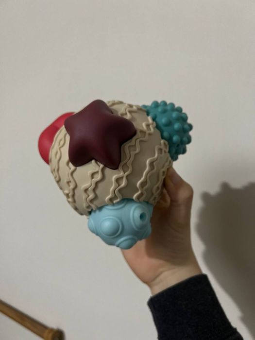 Іграшки для немовлят. Тактильні мʼячики. Пірамдки. Гризун