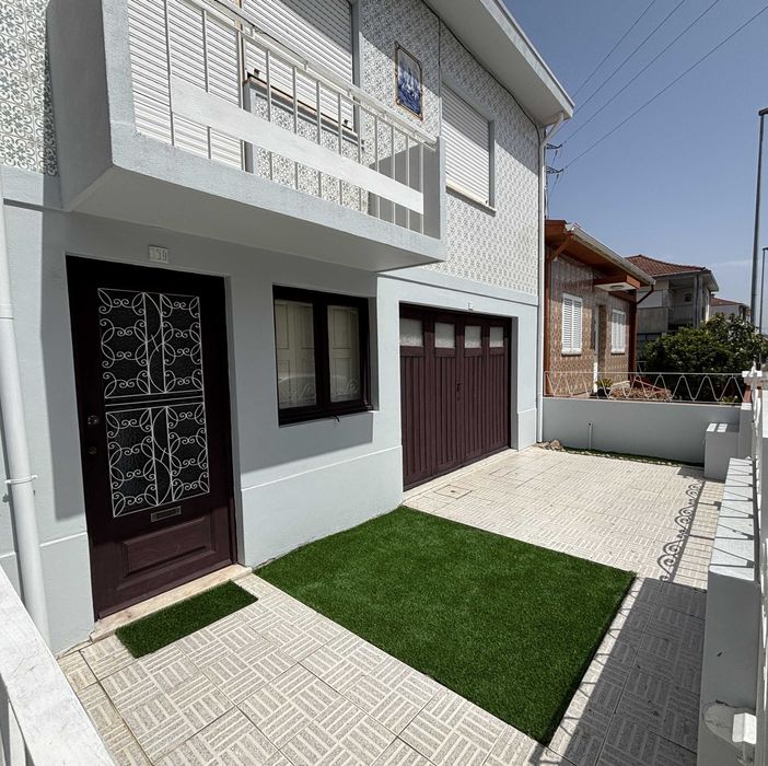 Quartos para Estudantes | Casa Remodelada com Terraço | Campus Asprela