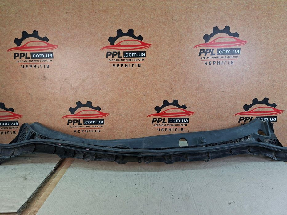 Mazda 3 BL 2009-2013 Жабо пластик под лобовое стекло BBM4-507R1