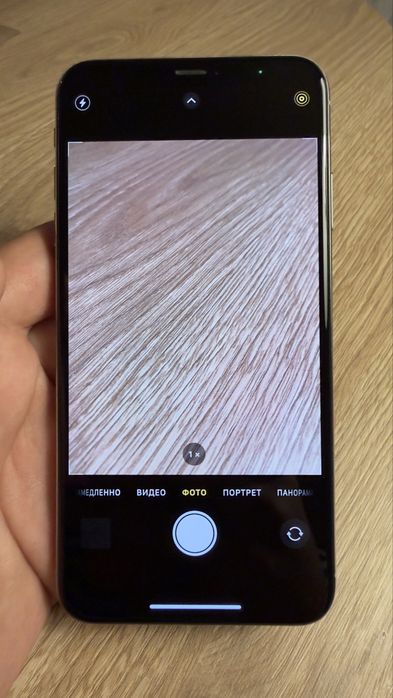 Продам IPhone XS Max 64Gb Silver в идельном состоянии: 6 500 грн