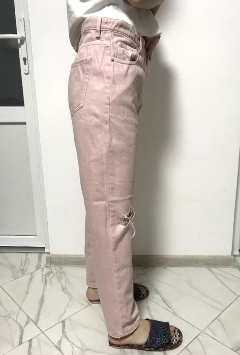 Джинсы для девушки