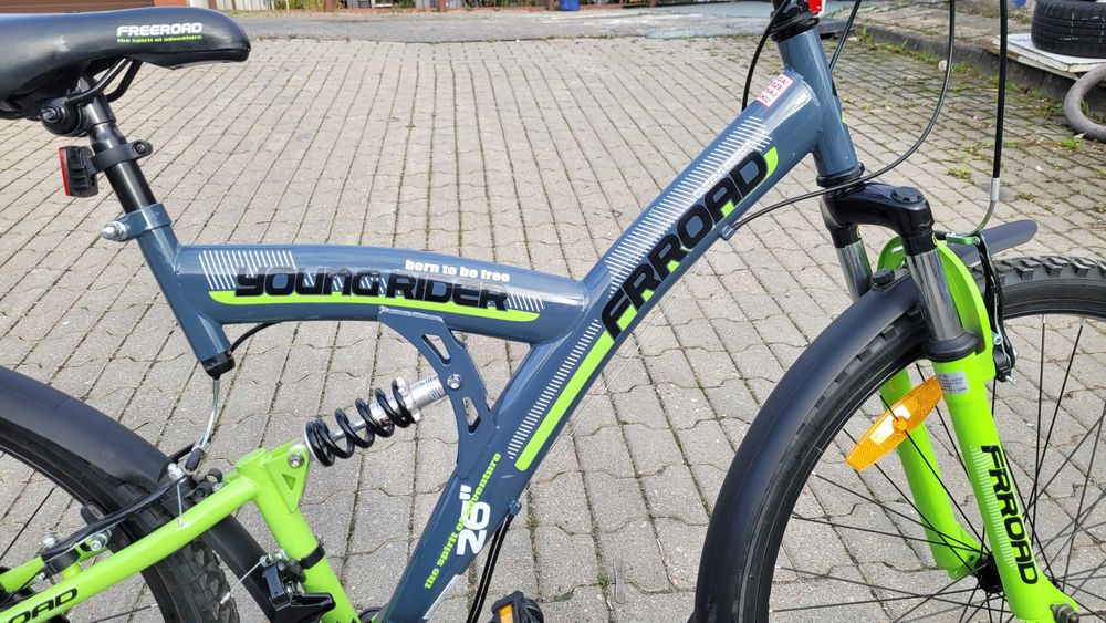 Rower  -   26  cali SUPER STAN