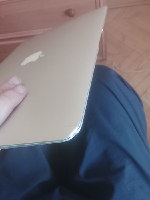 MacBook air early 2014