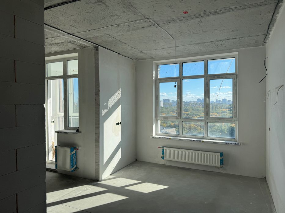 Подільський район, вул. Тираспольська 52, ЖК «Місто Квітів».