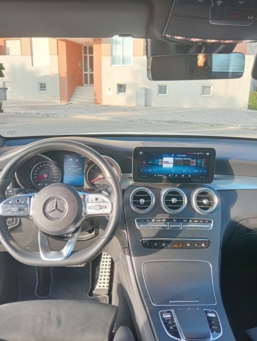 Mercedes-Benz GLC 300 — fotografia 9