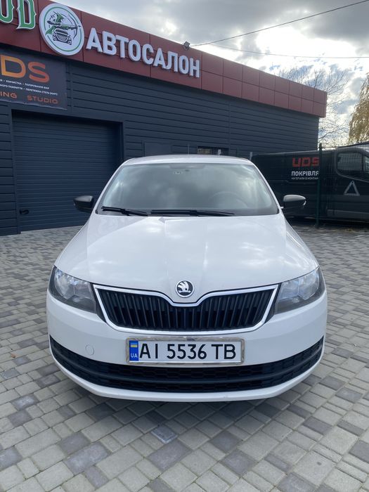 Skoda Rapid 2015 року
