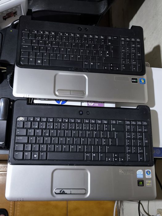 Lote de 8 Portáteis para Peças / Reparação / Restauração