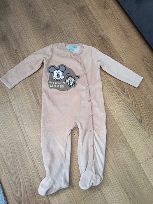 Niemowlęcy pajacyk marki Disney baby rozmiar 80 cm