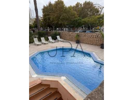 AF-T2-15 Com parqueamento e piscina Monte Gordo