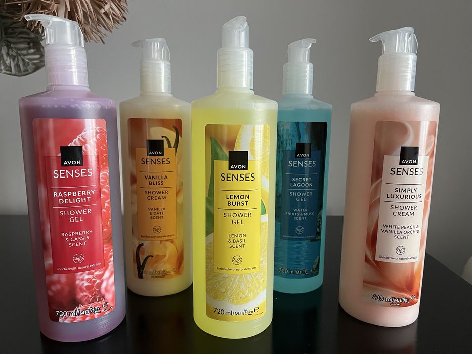 Avon  Żel pod prysznic z dozownikiem 720 ml