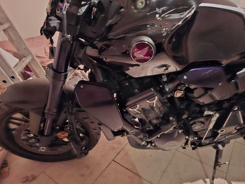 Części Honda CB 1000r SC80 Rok 2024