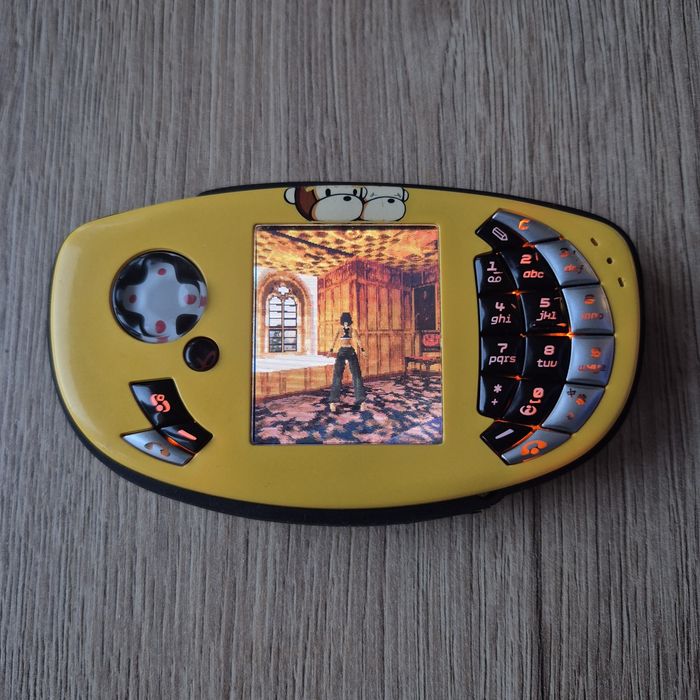 Zabawka Nokia N-gage QD Tomb Raider