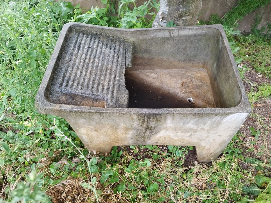 Vendo tanque lavar em cimento