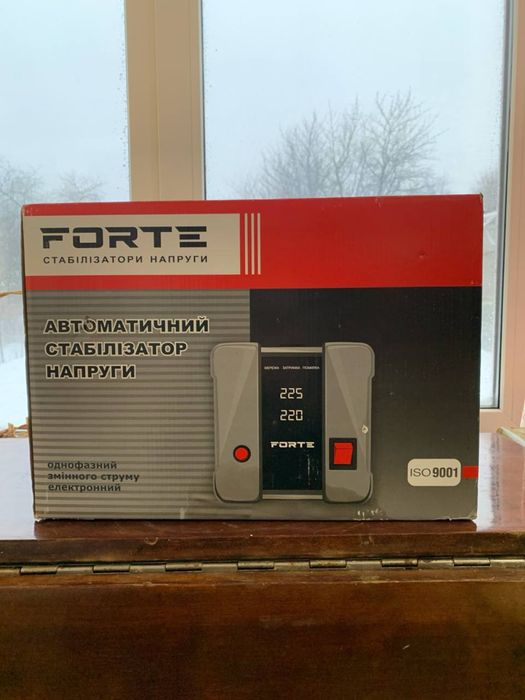 Стабилизатор напряжения релейный Forte HDR-5000