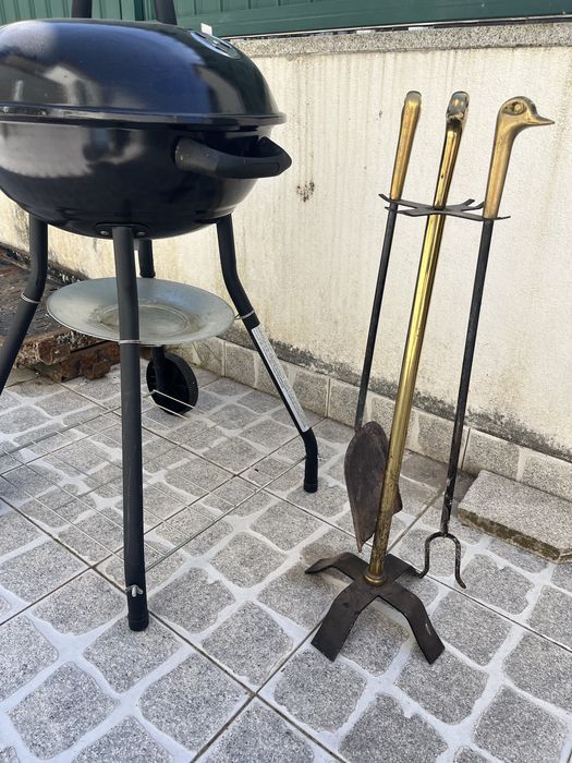 Grelhador e utensilios churrasco