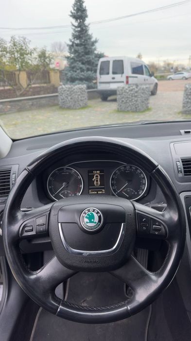 Продам авто SKODA