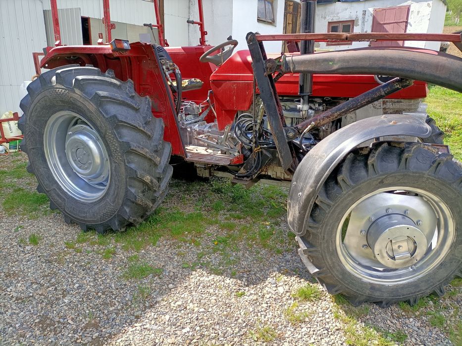Massey Ferguson 70KM 4x4 półautomat Perkins 168A