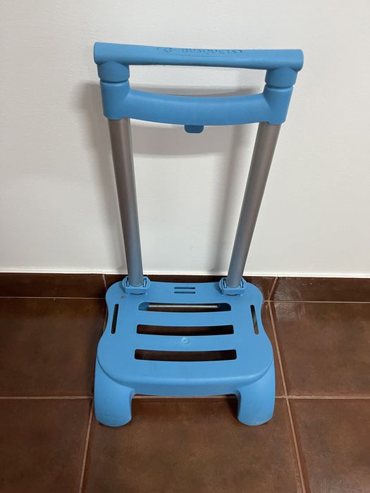 Troley escolar extensível em azul liso