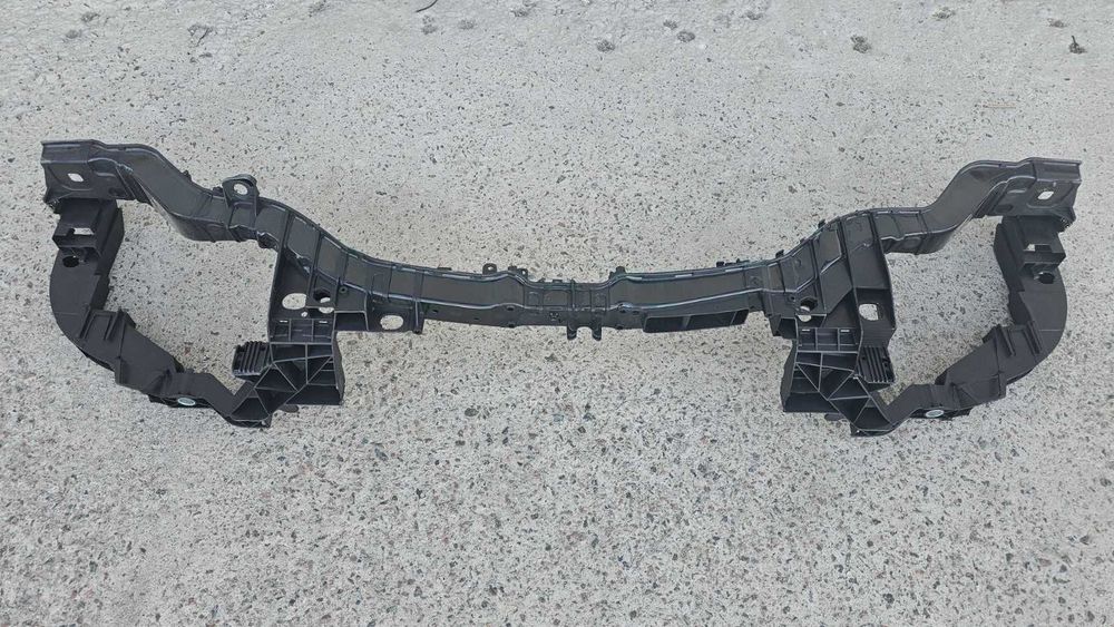 Панель передняя телевизор Ford  Escape Kuga Форд Ескейп Куга Фокус 3