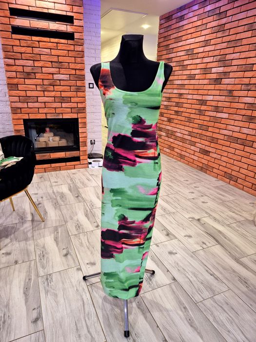 Kolorowa letnia sukienka maxi