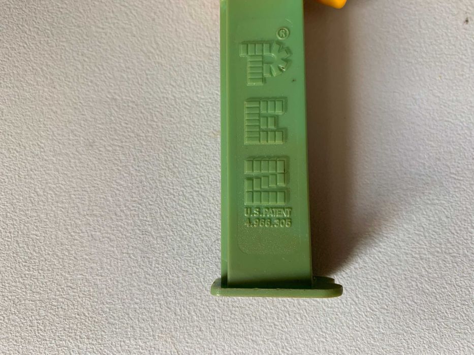 PEZ    Dispenser
