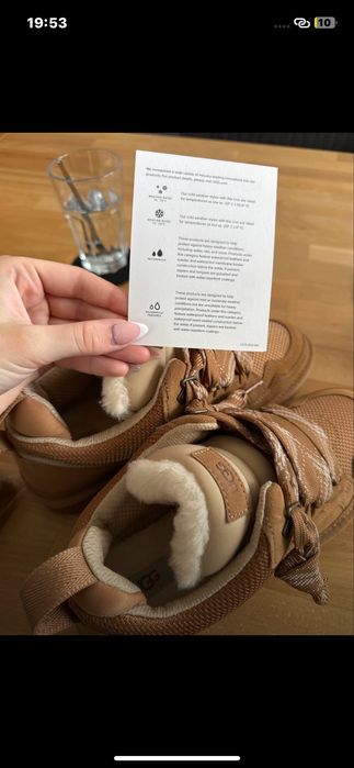 Уги жіночі, нові купляла за 2500