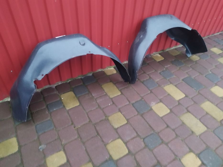 Нові передні підкрилки до ПАСАТ В4