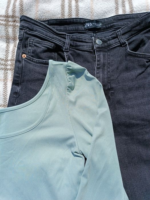 Блуза та джинси mom