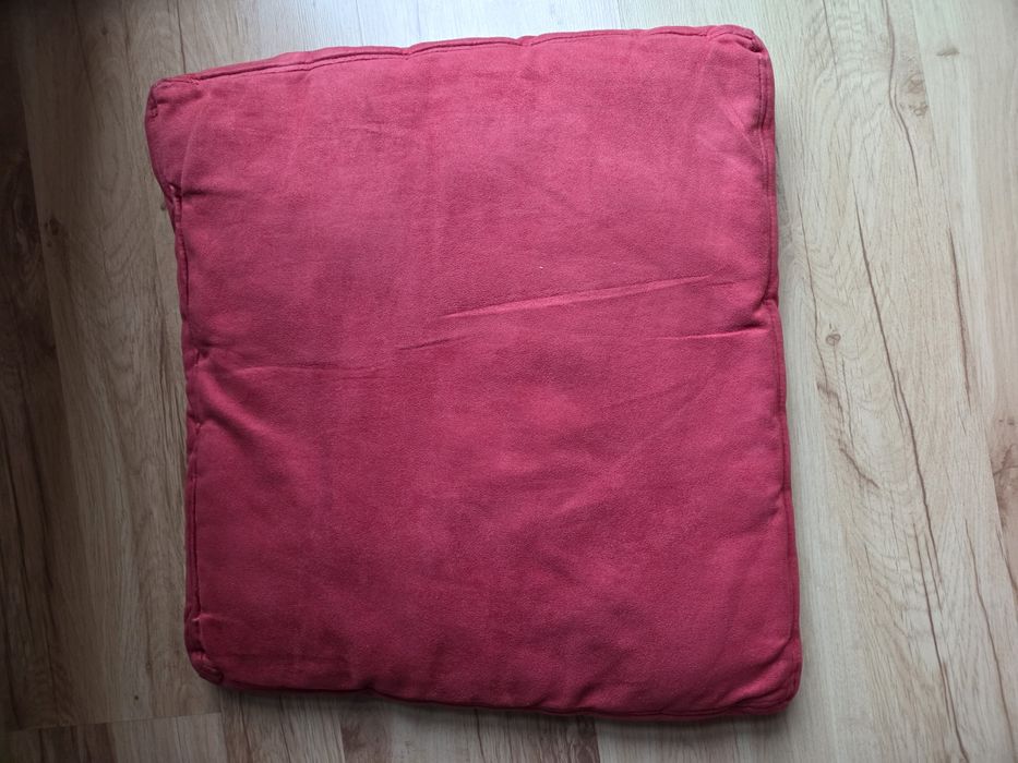 Poduszki dekoracyjne cena za 1 sztukę