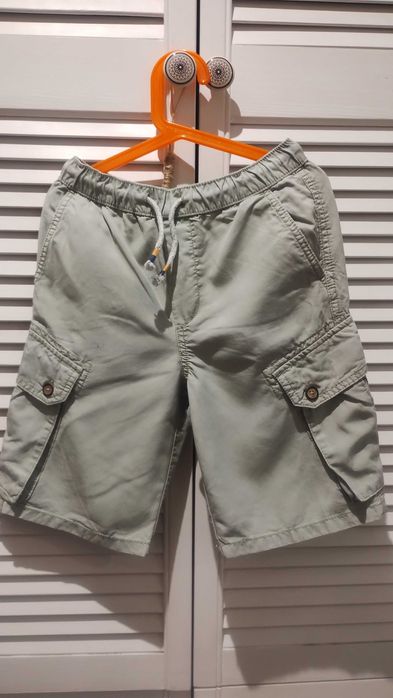 Szorty marki Reserved 128