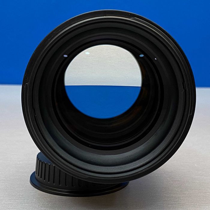 Canon EF 85mm f/1.4 L IS USM